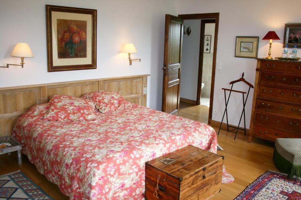 Chambres d'Hôtes du Hameau Les Brunes Bozouls Quarto foto